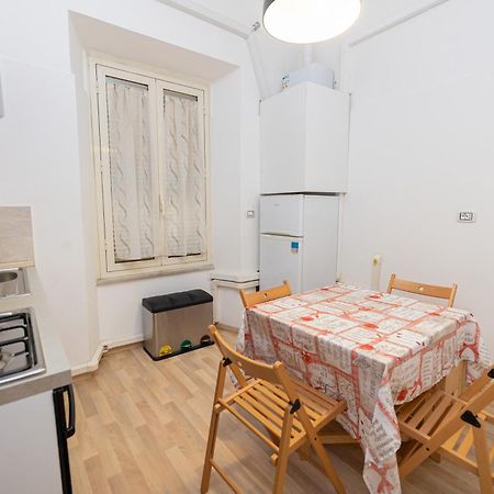 רומא Adriana Sweet Apartment מראה חיצוני תמונה